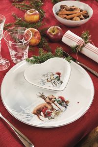 Magia Świąt zaklęta w porcelanie? Zaproś do stołu zastawy Fyrklövern!